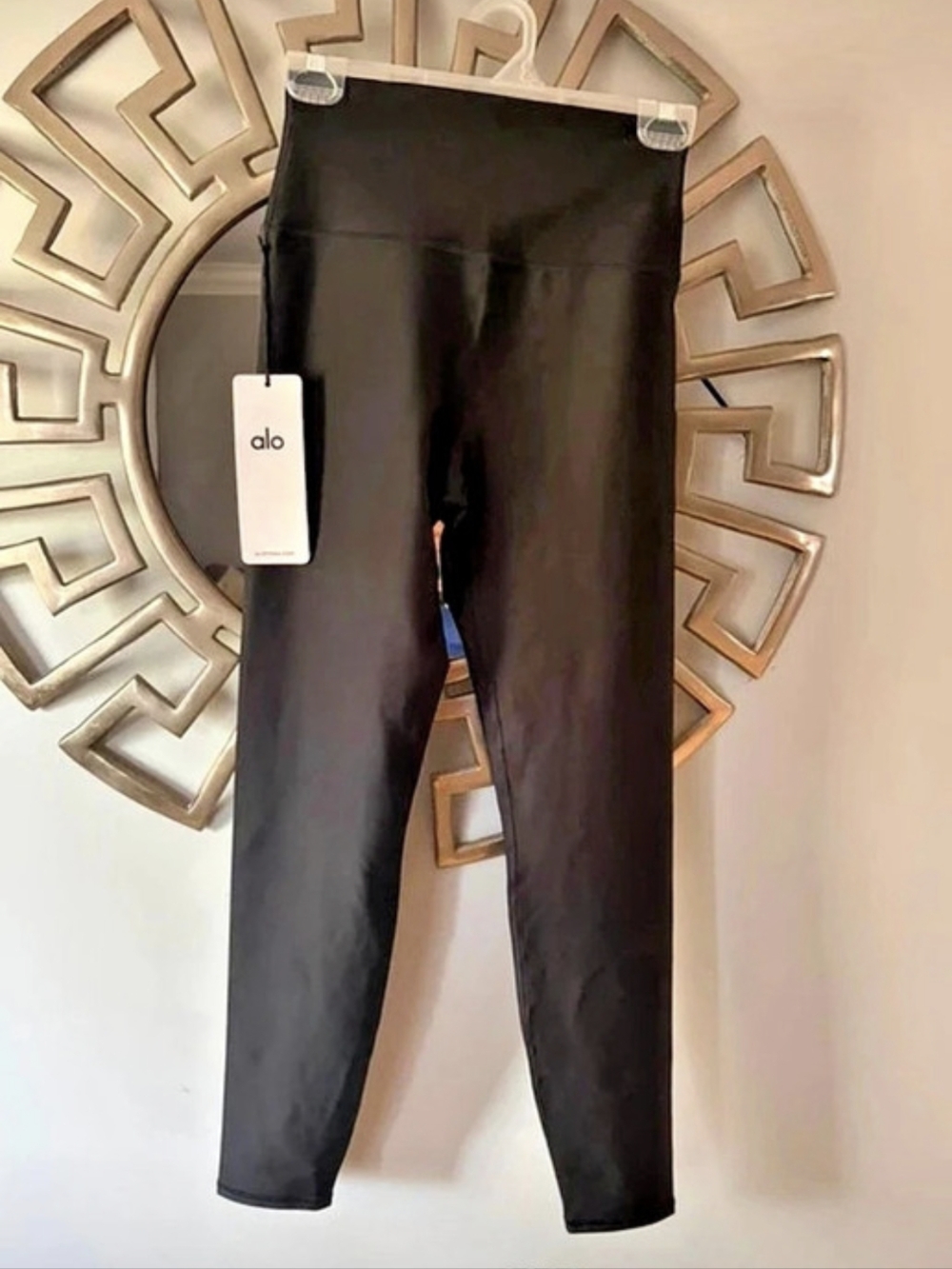 Alo Black Leggings NWT